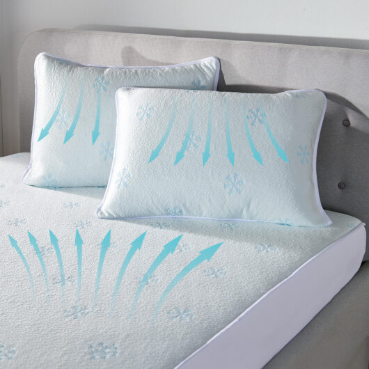 Double Cooling Deep-Fitted Sheet with Ice Fibre - 40cm deep fitted skirts. Pillowcases 50 x70cm each.