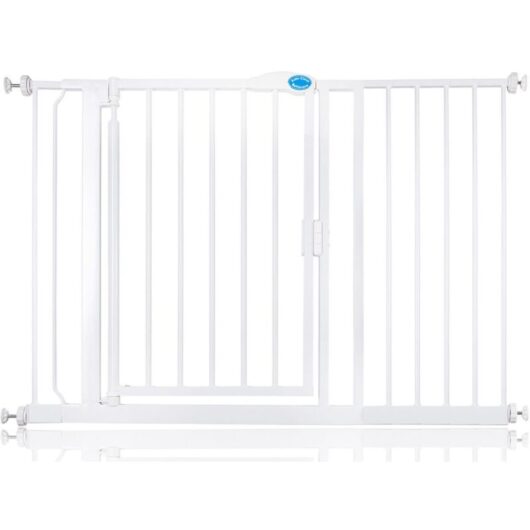 Bettacare - Auto Close Pet Gate, 118.2cm - 125.2cm, White, Pressure Fit Stair Gate for Dog & Puppy