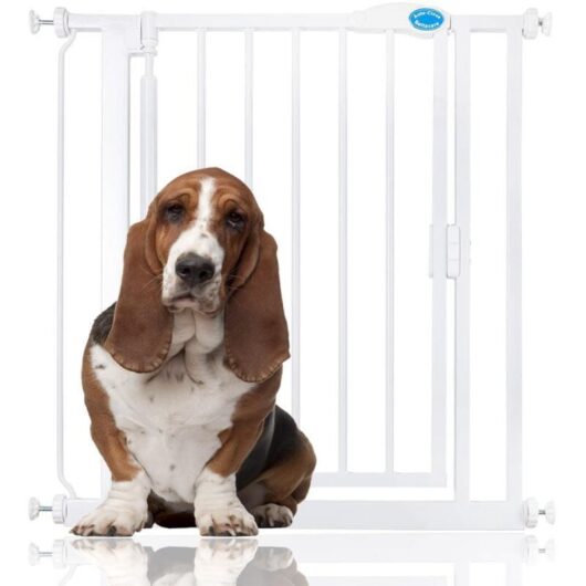 Bettacare - Auto Close Pet Gate, 75cm - 82cm, White, Pressure Fit Stair Gate for Dog & Puppy