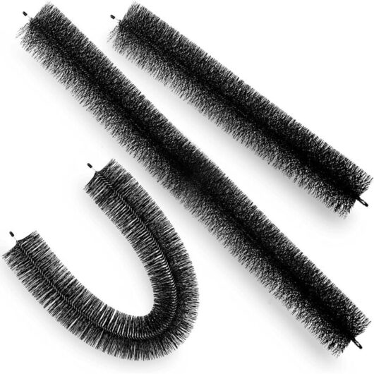 Mophorn - Gutter Guard Brush, 15 ft Length, 4.33' Diameter Bristle Leaf Guard for 5' Gutters, Galvanized Steel Wire, Tool-Free diy Installation to